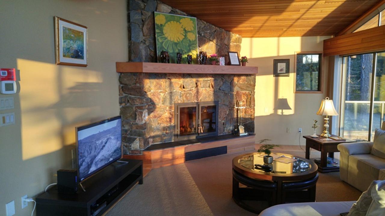 Sunshine Coast Treetop B&B Sechelt Eksteriør billede