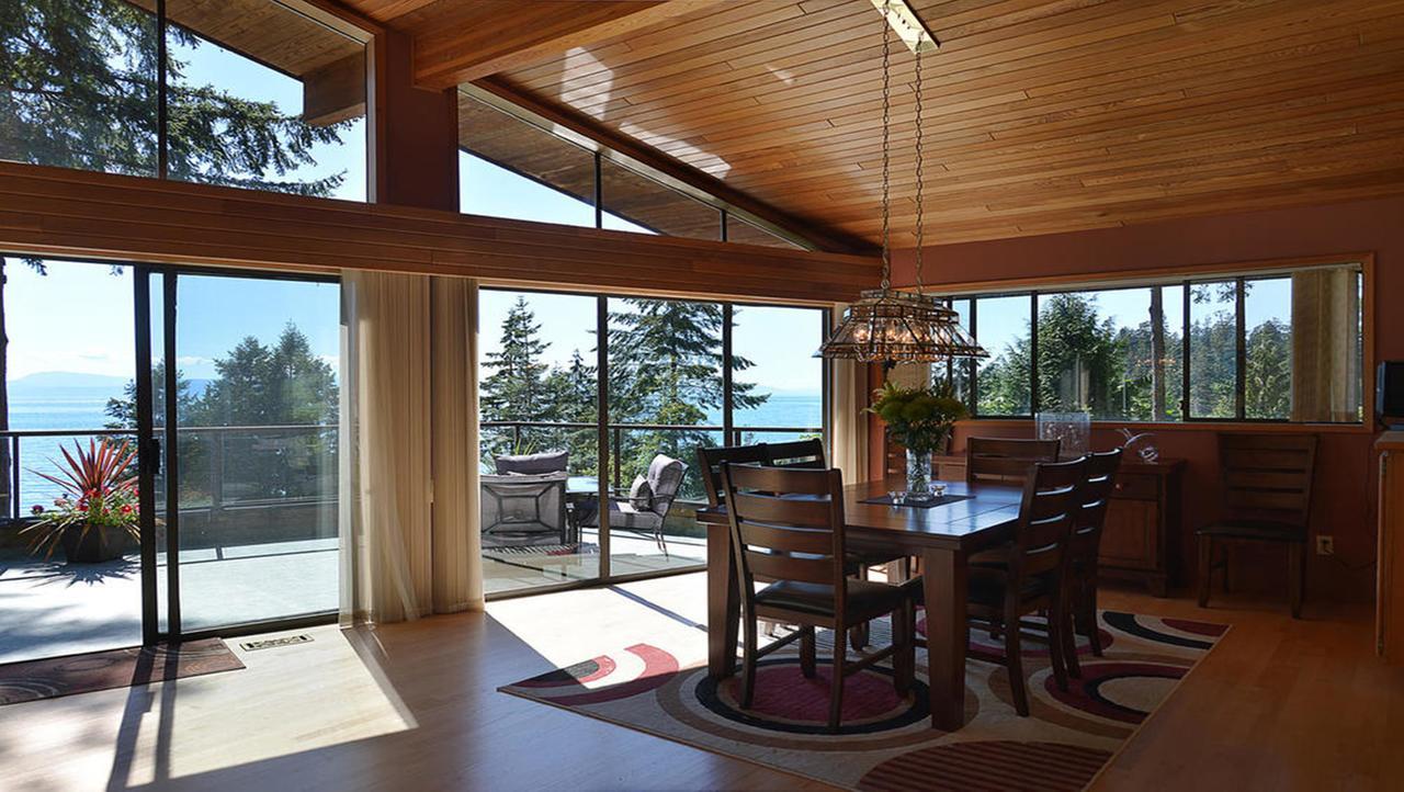 Sunshine Coast Treetop B&B Sechelt Eksteriør billede